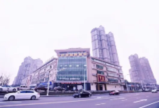 Qingmu Select Hotel (Liyang Aoti Avenue, Wuyue Plaza)