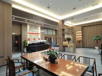 Caidao Wanrong Hotel (Bole Binhe Park) Hotels in Börtala