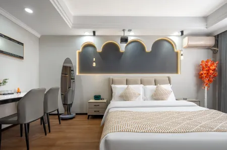 Xiangsujia Boutique B&B Hotel (Shangqiu High-speed Railway Station) Отели рядом с достопримечательностью «Jinshiji Square»