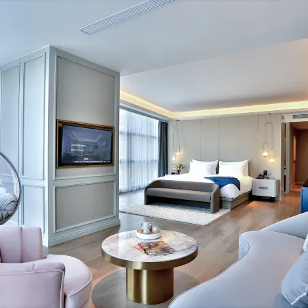 Global Hotel