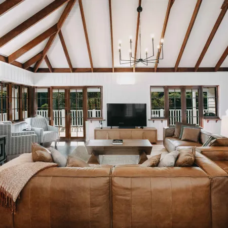 Ampersand Estates: The Homestead