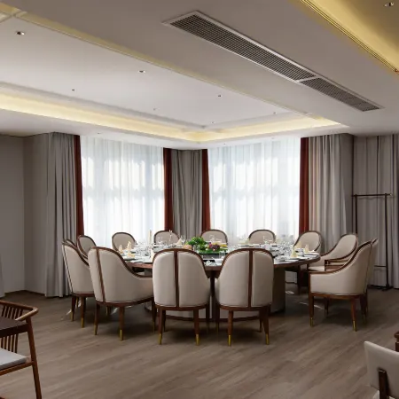 MAISON NEW CENTURY