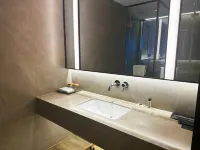 Jiangnan Garden Hotel - Bathtub