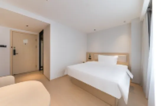 Hi Inn (Guangzhou Baiyun Airport Renhe Subway Station)