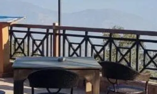 Hotel Himalayan Villa