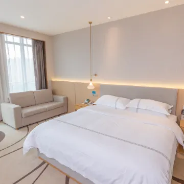 YUECHIANTAICENTURYHOTEL