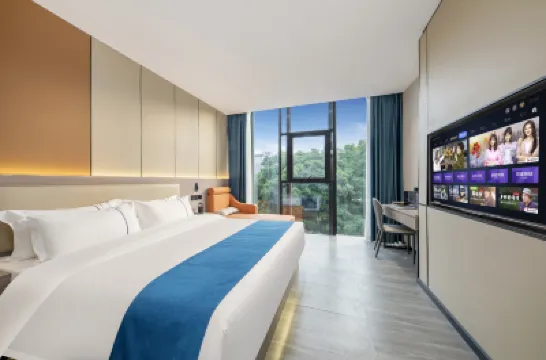 Wenxing Xiyue Hotel (Guangzhou Baiyun Railway Station Mawu Branch) Hotels near Xihu