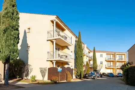 Residhotel Golf Grand Avignon