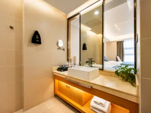Ace International Hotel