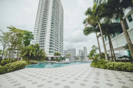 Macrolink Medini Evergreen Stay 2BR 4pax Legoland Отели в г. Нусажайя