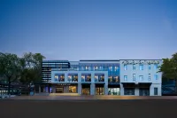 Atour Light Shanghai Pudong Airport Shixin Road Hotel Hotels near PandaQ