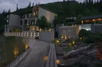 Wan Feng Lin QingChenMuYun, south-west Guizhou