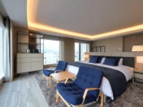 ReLabo MedicalSpa & Stay 青森市酒店