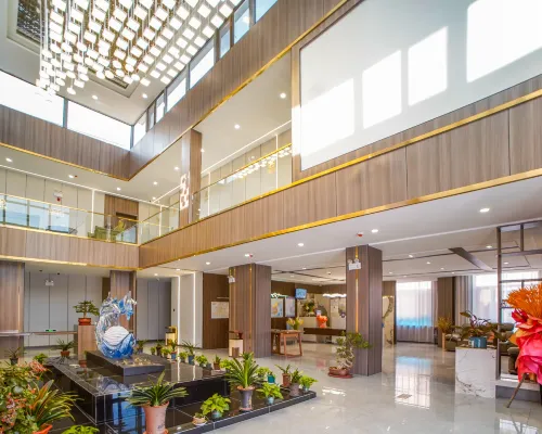 Colorful Danxia Guanshan Ruiju Hotel Hotels in Linze