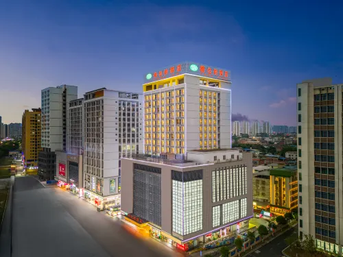 Vienna Hotel (Guangyi Store, Xiangsihu University Town, Nanning)
