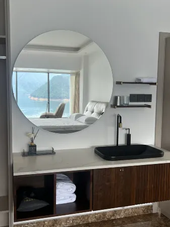 Quzhou Blue Water Hotel Отели рядом с достопримечательностью «Dragon Gate Conyon»