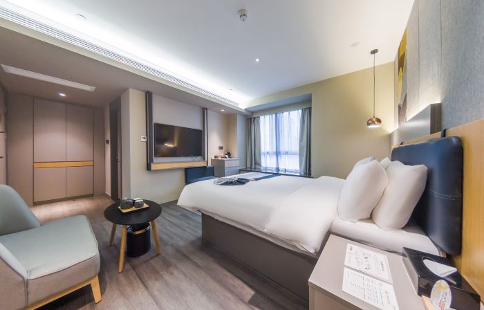 Homeinn Selected Hotel (Jiayu Jinxiuhuayuan)