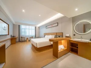 Licheng Huasheng International Hotel (Hotan Railway Station Branch)