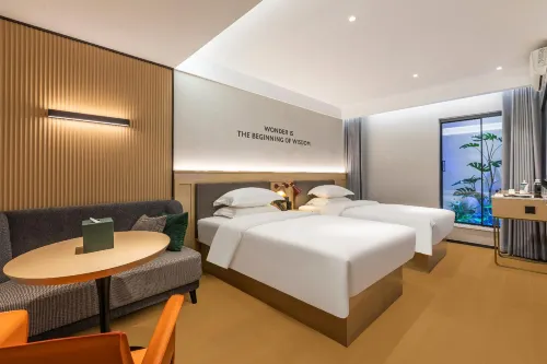 City Comfort Premier Hotel (Wuhan Hankou Railway Station Subway Station) - 3 ดาว