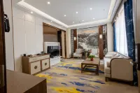 Silk Road Jinma International Hotel (Mati Temple Scenic Area)