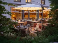 Acasa Suites Zurich Oerlikon Hotels near Stettbach Train Station