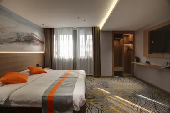 Daqing Weige Hotel (Daqing East Station)