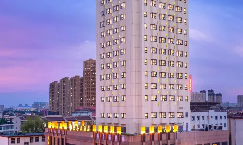 臨沂中維榮華大酒店（火車站萬象滙店）