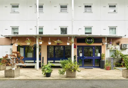 B&B Hôtel Viry-Châtillon Отели в г. Вири-Шатийон