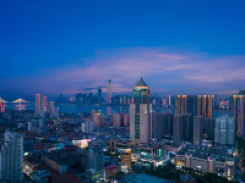 Holiday Inn Express Wuhan Jianghan Road Pedestrian Street โรงแรมในอู่ฮั่น