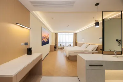 싱리쉬안 호텔 (장닝 완다 동산 지하철역 지점) 메이위안 주변 호텔