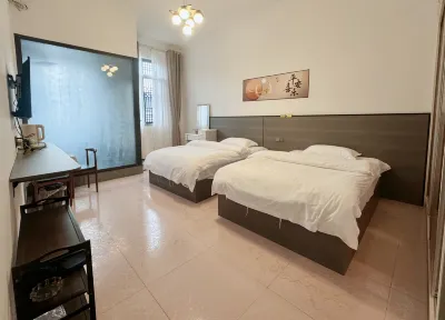 Shihanyueshe Homestay (Hong'an Border Town Scenic Area)