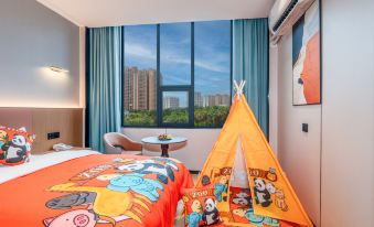 City Livable Hotel (Guigang High-speed Railway Station Wanda Plaza)