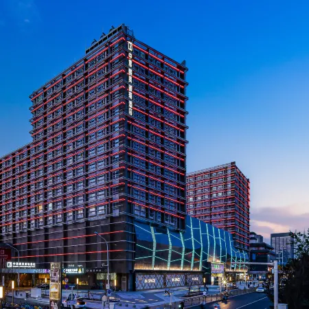 RoyalRae ZhongYiPengAo Hotel Отели рядом с достопримечательностью «Станция метро Wanshoulu»