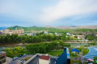 Altay Royal Garden Hotel Hotels near Jiangjunshan Forest Park