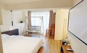 Yayun Jianlu Homestay