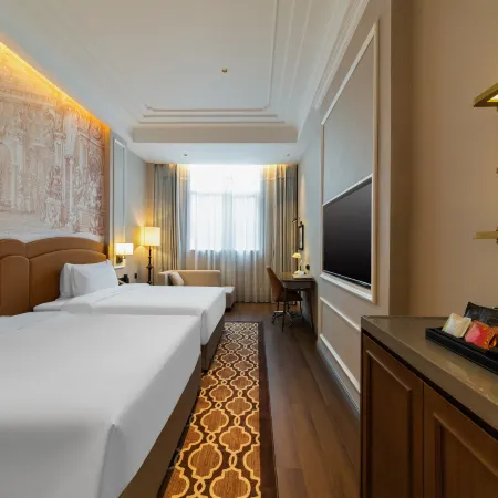 Vienna International Hotel (Daocheng Aden Scenic Area)