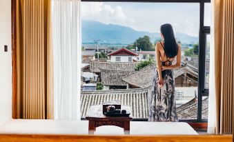Private Snow Mountain Hot Spring | Log-Controlled Exclusive Courtyard (Baisha Ancient Town Branch)