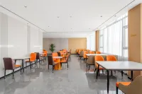 蘭澤飯店（阿壩縣格爾登寺店） - 3 星級