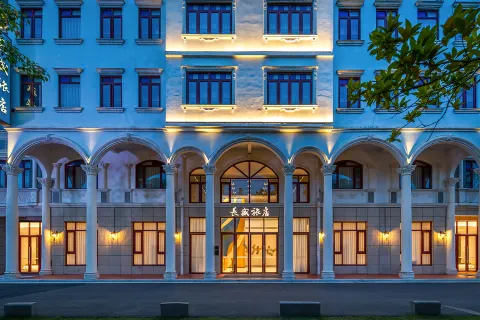 Changsheng Hotel