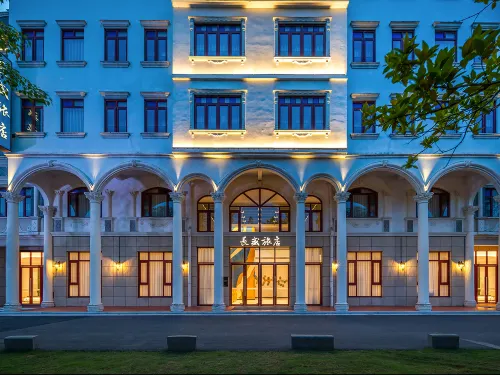 Changsheng Hotel