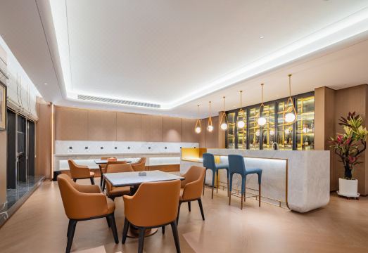 진보루이 인터내셔널 호텔