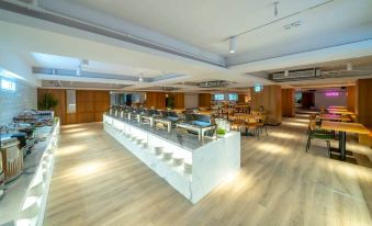 Moonsset INN Taitung-Tiehua Xiutai Branch