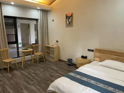 Yao Family Courtyard Homestay Hotels in Dajue Temple/Yun Lake scenic area