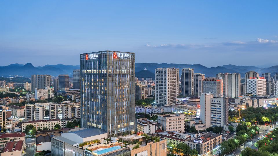 Bory Hotel