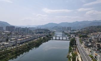 Ling Jiang Hotel