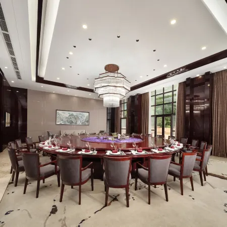 Sunshine Hotel Bazhong