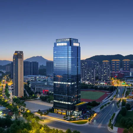 Quanzhou Nan'an Nanyang Fortune Center Atour Hotel