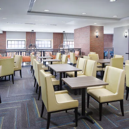 Residence Inn San Diego Downtown/Gaslamp Quarter Отели рядом с достопримечательностью «Стадион «Петко-Парк»»