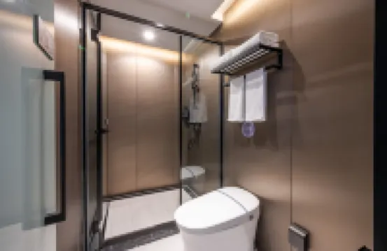 Homeinn YUNIK E-Sports Hotel (Beijing South Railway Station You'anmen Bridge)