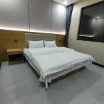 Shangqiu Yongsheng Hotel (Shangqiu College) Hotels in Shangqiu Wanda Plaza/Sun Moon Lake